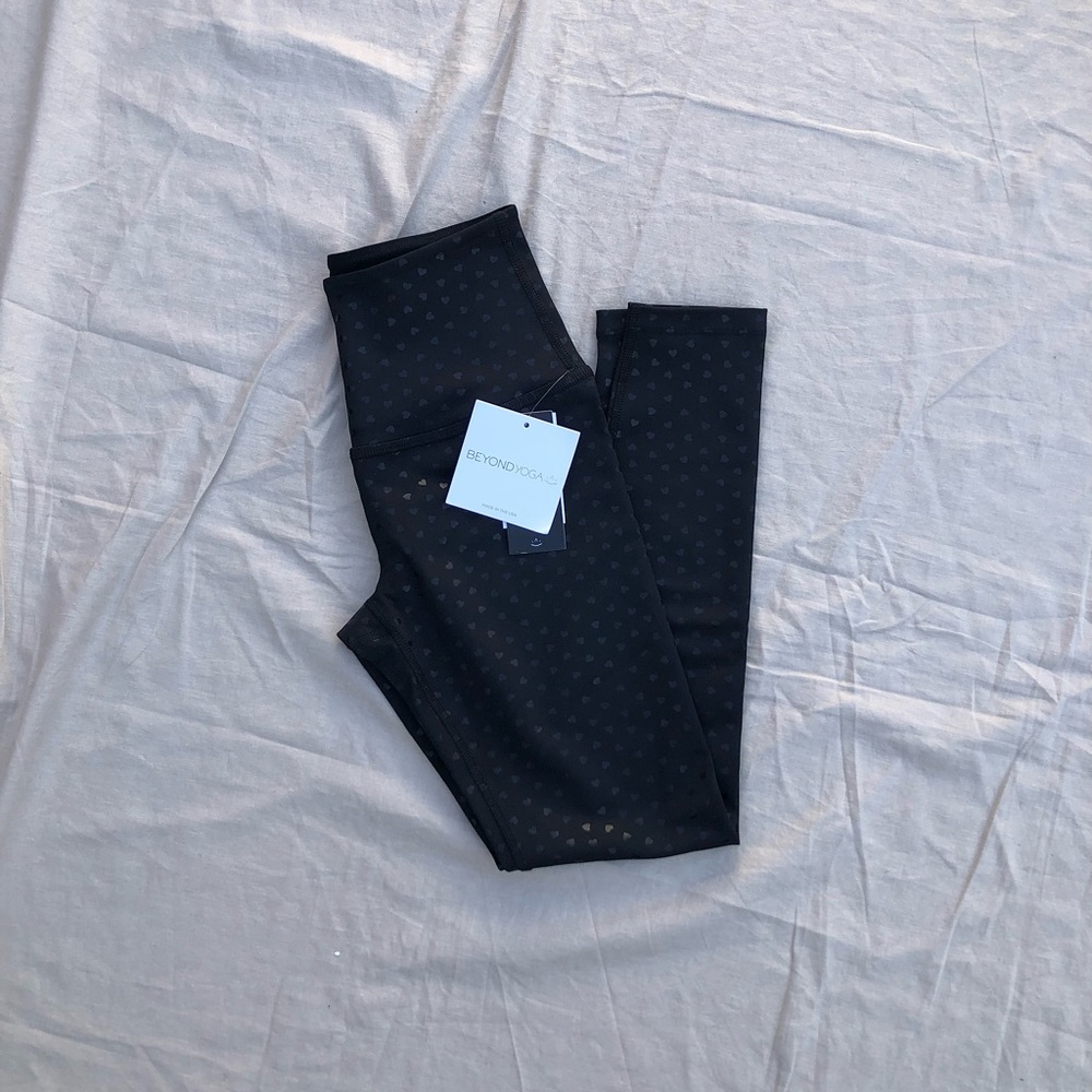Beyond Yoga Hearts PowerShine High Waisted Midi Legging